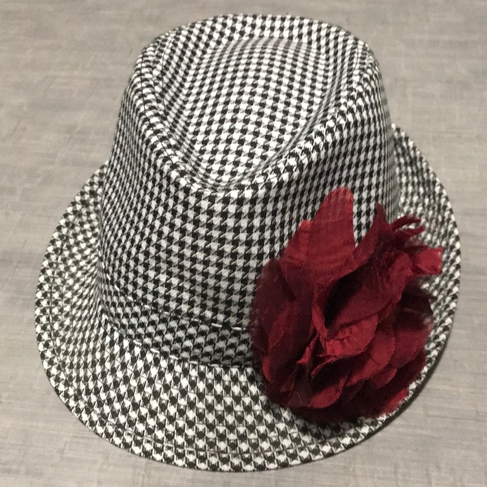 Hat - Picture 1 of 3